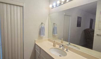343 Mananai Pl 37A, Honolulu, HI 96818