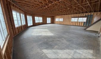 11 Lime Lake Dr, Avoca, MN 56114