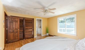 63 Duck Cove Rd, North Kingstown, RI 02852