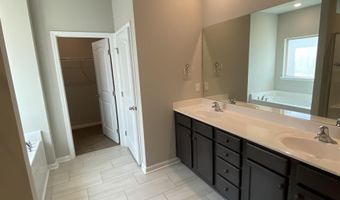 14980 Westmeade Ln, Athens, AL 35613