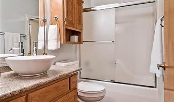 1 May Ln, Bella Vista, AR 72715