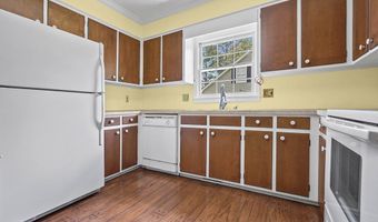519 Meadowlark Dr, Albany, GA 31707