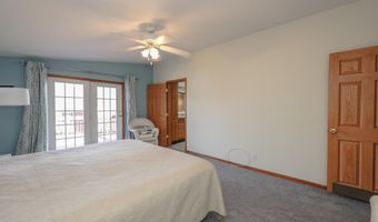 33 Stagecoach Way, Manchester, NH 03104