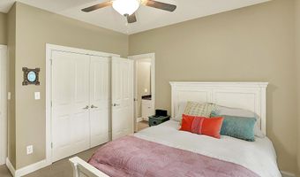 5695 N London Rd, Fairland, IN 46126