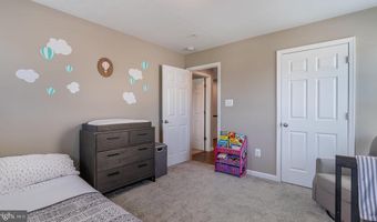 12610 ROSENCRANS Dr, Hagerstown, MD 21740