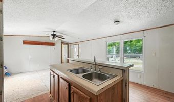 143 White Oak St, Alvarado, TX 76009