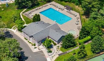 22 Smoke Rise Ln, Bedminster, NJ 07921