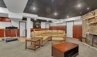 7 Tinker Pond Rd, Bolton, CT 06043