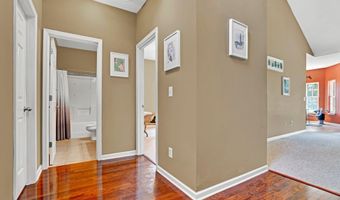 711 Waxwing Ct, Boiling Springs, SC 29316