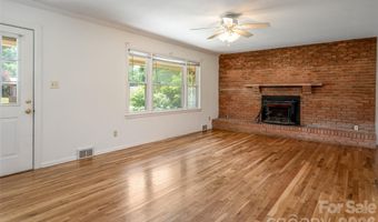 52 Blake Dr, Arden, NC 28704