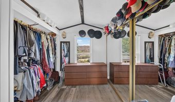 17535 Bear Valley Ln, Escondido, CA 92027