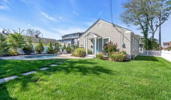 141 Maple Dr, Bay Head, NJ 08742