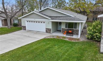 315 Fairgrounds Rd 104, Alexandria, MN 56308