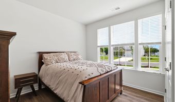 607 Pine Dune Ln, Aberdeen, NC 28315