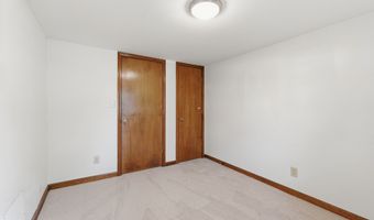 8768 Meadowridge Ln, Indianapolis, IN 46217