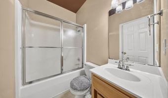 335 Benford Dr, Boiling Springs, SC 29316