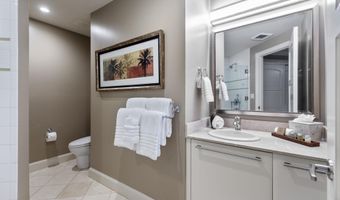 24 Hoolei Cir T-1, Kihei, HI 96753