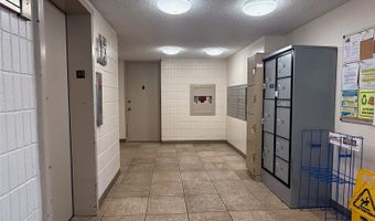 1099 Ala Napunani St 202, Honolulu, HI 96818
