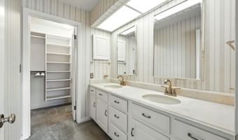 1070 W 100 N, Angola, IN 46703