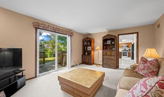 1507 W Plymouth Dr, Arlington Heights, IL 60004