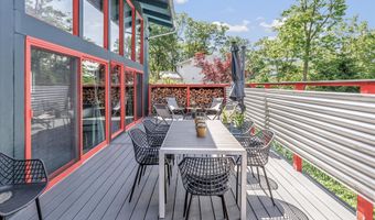 93 Carol St, Danbury, CT 06810