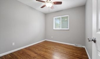 113 Roland Ave, Ballwin, MO 63021
