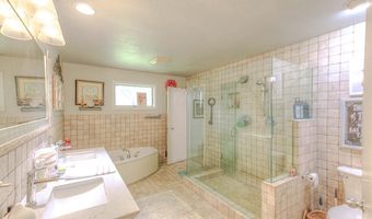 7 Valley Rd, Arkansas City, KS 67005