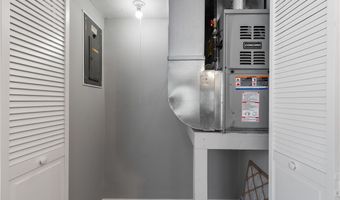 1821 Myersville Rd, Akron, OH 44312