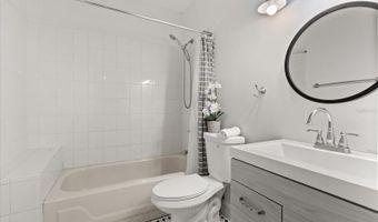 494 W PAR St, Orlando, FL 32804