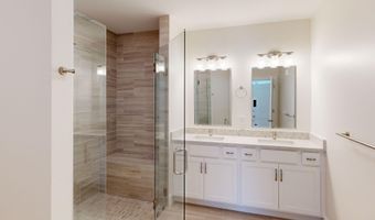 1 Longview Dr 203, Atkinson, NH 03811