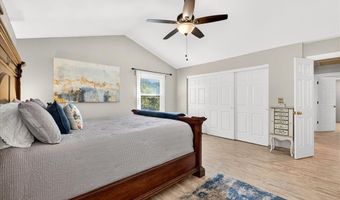 1414 Carriage Bridge Trl, Ballwin, MO 63021
