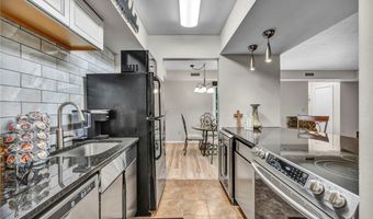 10237 INDEPENDENCE Dr, North Royalton, OH 44133
