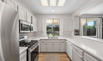 32005 Calle Ballentine, Temecula, CA 92592