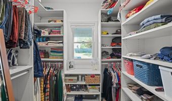 30 Eldredge Ave, East Greenwich, RI 02818