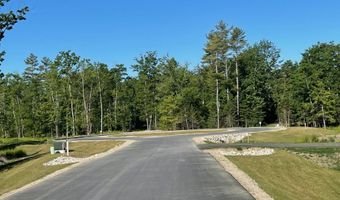 14 Forest Dr, Arundel, ME 04046