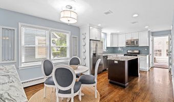 15 E Fairview St, Arlington Heights, IL 60005