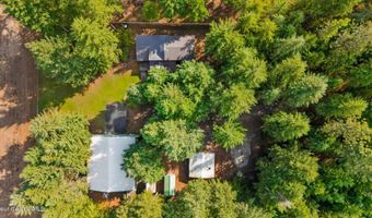 8599 E Apache Trl, Athol, ID 83801