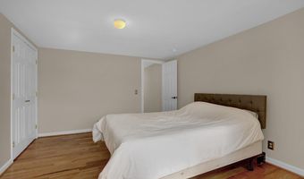 2308 E FAIRMOUNT Ave, Baltimore, MD 21224
