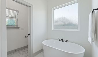 3206 SW Rosemont Ave, Bentonville, AR 72713