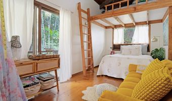 1073 Nanihoku Pl, Haiku, HI 96708