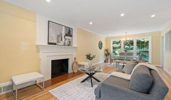 4610 ROXBURY Dr, Bethesda, MD 20814