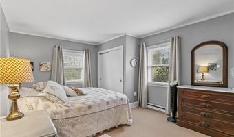 46 Chastellux Ave M8, Newport, RI 02840