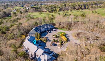 22 Harbor Hill Dr 22, Bourne, MA 02532