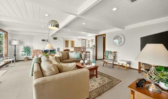 500 Pompadour Dr, Ashland, OR 97520