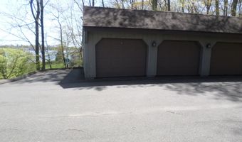 16 Harbour Vlg B, Branford, CT 06405