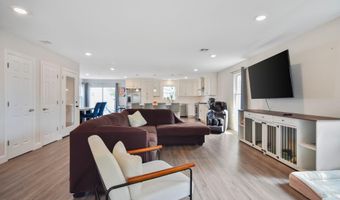 257 Port Monmouth Rd, North Middletown, NJ 07748