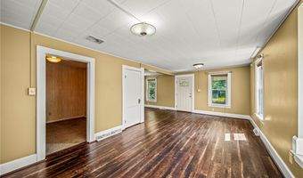 6327 Bales Ct, Ashtabula, OH 44004