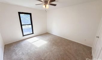 1625 Merry Oaks Rd D, Charlotte, NC 28205