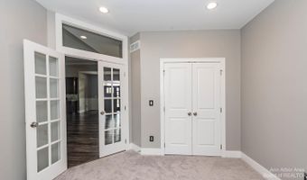 4229 Loon Ln, Ann Arbor, MI 48103