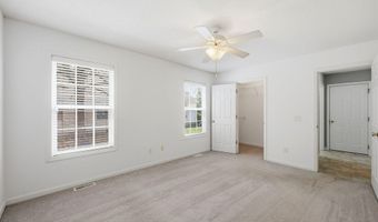 145 Pecan Ln, Aberdeen, NC 28315
